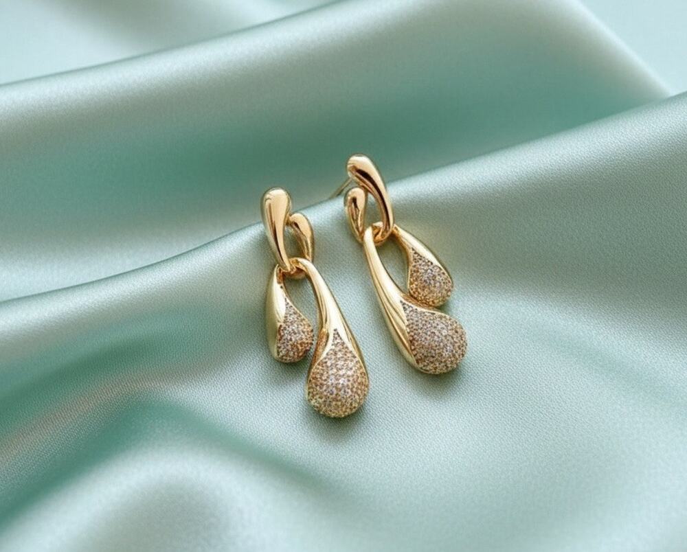 Solanales Gold Earrings Liquid Molten Teardrop Boho VTG CZ Stud Water Drop Y2K